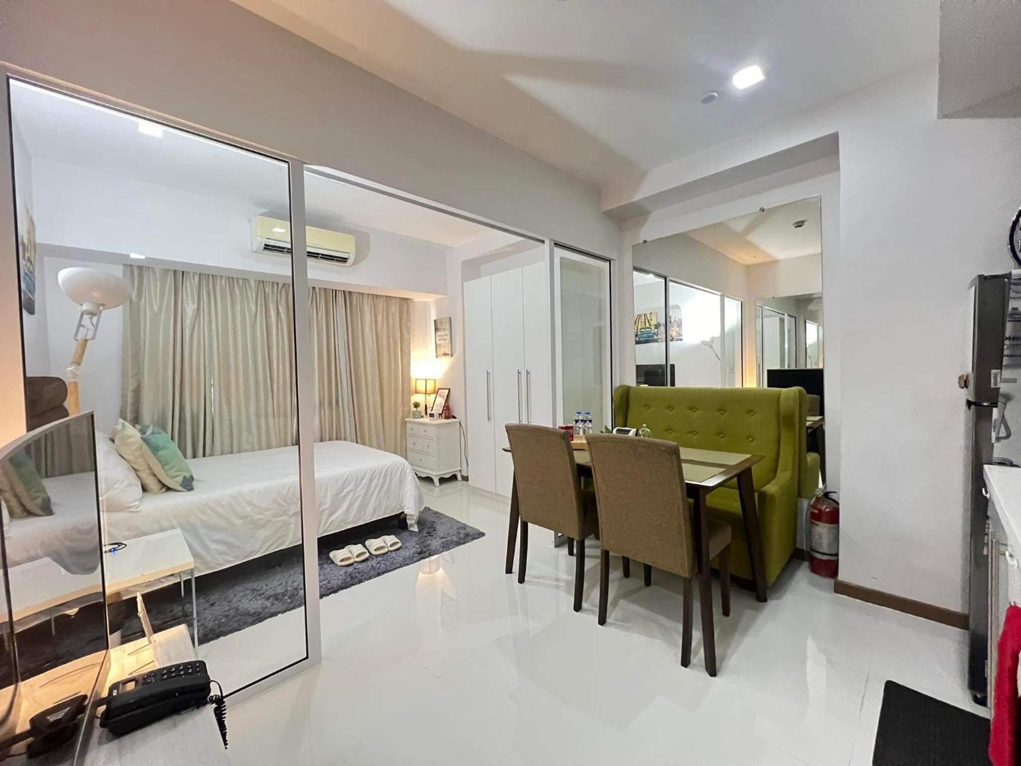 Sakura Apartment Manila Zewnętrze zdjęcie